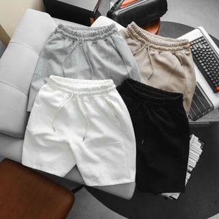 Loose Short With Stripe. Chất 100% cotton nỉ cua.