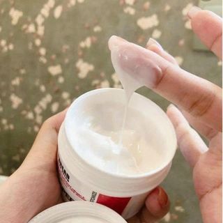 Kem dưỡng cổ HQ Medipeel HQ 100ml