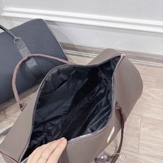 TÚI DU LỊCH DÁNG TRỐNG W872 – SIZE TO, FORM RỘNG, KÈM CHARM