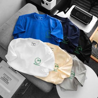 T shirt nam/ nữ.  Chất vải cotton 4c mịn mát,dày đẹp,hàng chính phẩm loại 1.