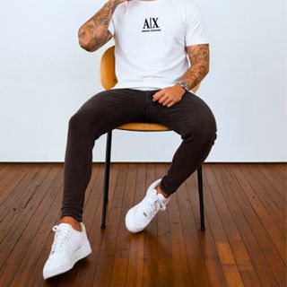 Áo thun nam. Chất thun cotton co giãn 4 chiều , Chất vải dày vừa mềm mịn. Unisex nam nữ đều mặc đẹp