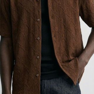 Áo thun nam. Chất cotton vải dệt vân ren nổi độc đáo tinh tế.