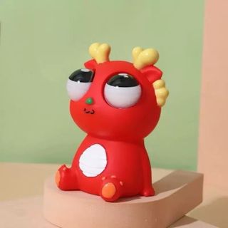 Đồ chơi khủng long mắt to dễ thương, thiết kế ngộ nghĩnh với nhiều màu sắc nổi bật. Kích thước khoảng 11cm x 6,5cm,