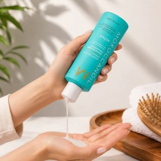 Dầu gội Moroccanoil Moisture Repair Shampoo chính hãng - Phục hồi tóc hư tổn, làm sạch dịu nhẹ, Keratin & Dầu Argan