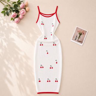 A117 Đầm Dệt Kim Thêu Dâu Tây Cao Cấp | Màu Trắng | Size S-XL
