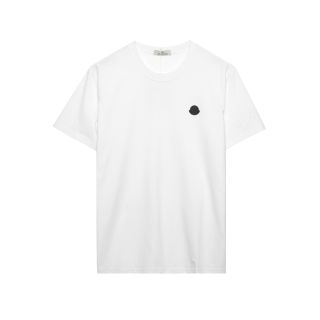 Áo thun chất liệu cotton 4 chiều, co giãn mềm mịn, thấm hút mồ hôi tốt.