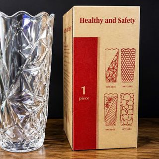 BÌNH CẮM HOA THỦY TINH CAO CẤP 30cm HỌA TIẾT PHA LÊ (T8)