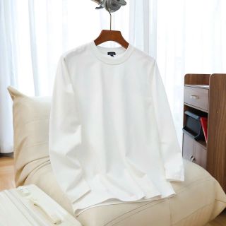 Áo Tay dài Vaumont Cotton Cao cấp nam. Chất vải cotton 4c chính phẩm cao cấp mềm mại, thoáng khí và thấm hút mồ hôi tốt.