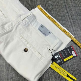 Sọt kaki UNDER AMO nam  co giãn. Phom vừa chấm gối.