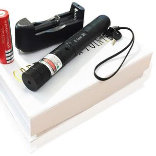 ĐÈN PIN LASER 303 TIA ĐỎ FULL BOX