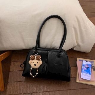 🧸 Túi Xách Nữ W918 Da PU Mềm Tặng Charm Gấu Cute – Kẹp Nách Đeo Vai Hàn Quốc