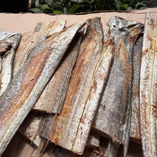 Cá hố muối sư một nắng 1KG - đặc sản Phú Yên, muối mặn, thịt dày, thơm, ngon, chế biến nhiều món ăn