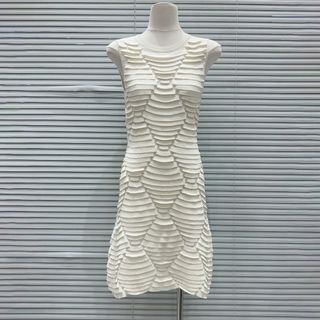 D177 Đầm Len Dệt Kim Nữ  Không Tay Ôm Body Nhấn Eo Vân Nhăn 3D Dáng Ngắn Thanh Lịch Size S M L