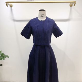 D190 Set Đầm Hai Dây Dáng Dài Và Áo Cardigan Nữ Dệt Kim, Cổ Chữ U, Chiết Eo Thanh Lịch, Size S–XL