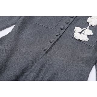 D186 Đầm Len Dệt Kim Nữ Ôm Dáng Đính Hoa 3D Cổ Bẻ Tay Dài Thanh Lịch Size S-XL