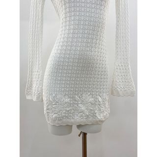 D174 Đầm Len Dệt Kim Nữ Tay Loe Hở Lưng Buộc Dây Thêu Móc Dáng A Eo Cao Thanh Lịch Màu Trắng X M L XL