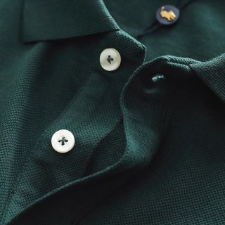 Áo thun polo nam. Chất vải xuất dư cotton 100% co giãn Tốt , Chất dày dặn mịn thấm hút mồ hôi tốt.
