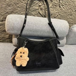 👜 TÚI ĐEO VAI NỮ DA PU THANH LỊCH KÈM CHARM GẤU – ĐI HỌC, ĐI LÀM W862