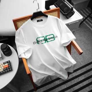 Mẫu áo thun Nam. Logo in. Áo chất cotton.