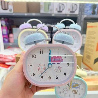 ĐỒNG HỒ BÁO THỨC HOẠ TIẾT HOẠT HÌNH CHO BÉ (T100)