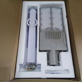 ĐÈN ĐƯỜNG NĂNG LƯỢNG MẶT TRỜI 400W – 104 CHIP LED