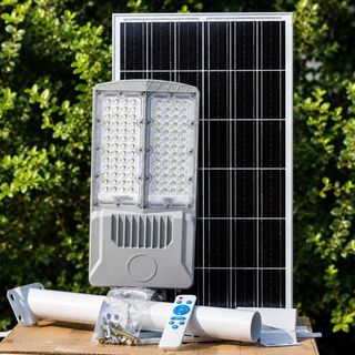 ĐÈN ĐƯỜNG NĂNG LƯỢNG MẶT TRỜI 400W – 104 CHIP LED