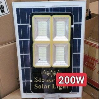 ĐÈN ĐƯỜNG NĂNG LƯỢNG MẶT TRỜI ORALYS 200W – 4 MẮT