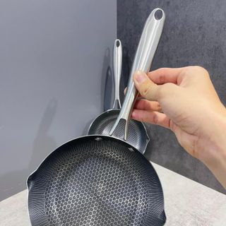Chảo Inox Tổ Ong 18cm Cán Dài ( Thùng 40 )