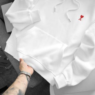 HOODIE AMI LOGO THÊU NGỰC.  Chất nỉ da cá cotton xuất dư đứng mình vải, lớp lông lót trong mềm mịn cao cấp.