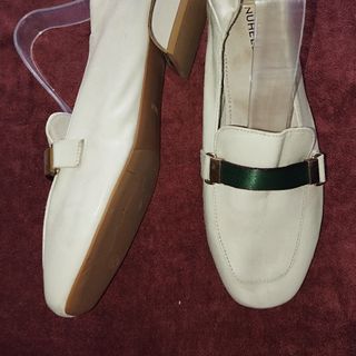 Giày si xịn kem size 38.5