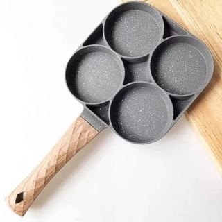 Chảo Chiên Trứng 4 Lỗ Tròn 17CM (Thùng 40)