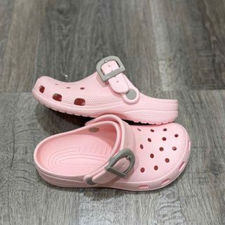 *******Chuyên cung cấp sỉ dép, chất liệu EVA chính hãng 9-10 crocs, đúc nguyên khối chuẩn từng milimet