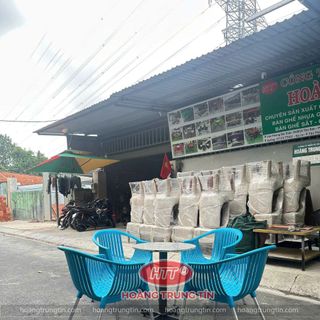 Bộ bàn ghế nhựa ngoài trời màu xanh dương, ghế nhựa đúc