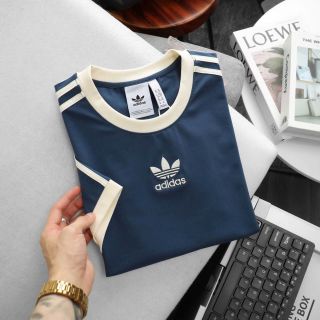 Áo thun nam.  Chất cotton 4C 100%  cao cấp, mịn đẹp.  Form slim. Unisex nam nữ đều mặc được.