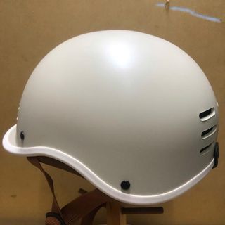 Nón Bảo Hiểm DAN GROUP Mũ,nón bảo hiểm kiểu nhật liền mõ loại 2, còn gọi là mũ cá heo,trơn Thời Trang - An Toàn - Giá Tốt