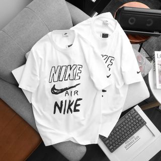 Mẫu áo NK nam. Áo chất cotton. Phong cách trẻ trung, cá tính, form unisex nam nữ đều có thể mặc.