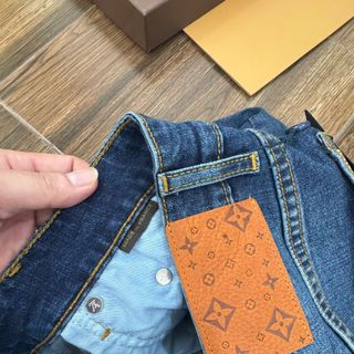JEAN SHORT NAM CAO CẤP. Chất jean co giãn vừa vặn, đứng form chuẩn.