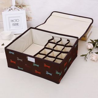 Hộp Đựng Đồ Lót 13 Ngăn Tiện Dụng