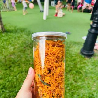 Khô gà lá chanh 300gr