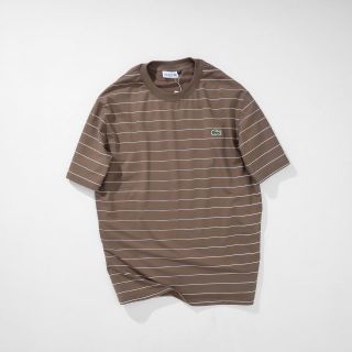 Áo thun nam. Chất cotton 4c 100% mịn , thấm hút tốt, co giãn thoái mái dễ chịu.