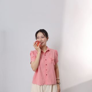 Impéris Fashion | Áo Sơ Caro Đỏ Nơ Túi Freesize
