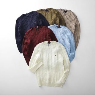 Áo len dệt kim. Sợi len cotton xịn, dệt chuẩn hãng. Logo thêu tỉ mỉ.