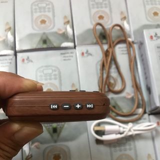 Máy Niệm Phật,Nghe Pháp Mini,Có Dây Đeo Cổ,Dùng Pin Sạc,Màn Hình Hiển Thị Tiện Lợi