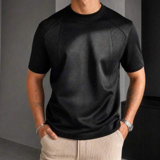 Loose T-Shirt Basic With Ripped.  Chất 100% cotton 320gsm.