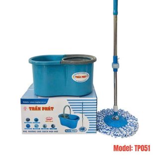 BỘ CÂY LAU NHÀ RỔ NHỰA KÈM 2 BÔNG LAU CÓ CHẮN NƯỚC TP051 (HĐ)