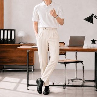 Quần dài nam dáng suông vừa vặn, lên form gọn và phù hợp nhiều vóc dáng..