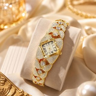 Đồng hồ nữ mặt vuông, dây lắc vàng sang trọng Gossie Hoàng Kim