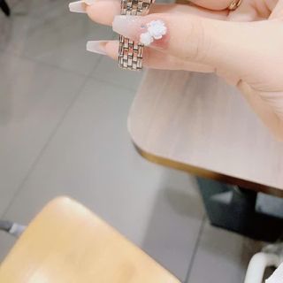 Đồng hồ nữ mặt tròn, dây kim loại 5 màu thanh lịch HALEI 502