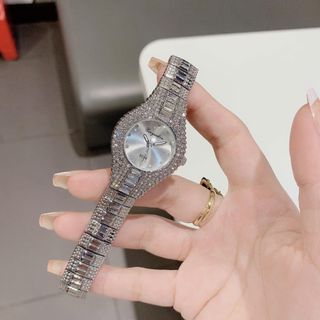 Đồng hồ nữ mặt tròn full đá, dây kim loại bạc sang trọng Yunkou Tròn Full Đá