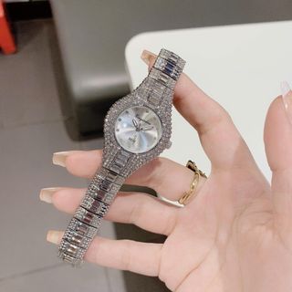Đồng hồ nữ mặt tròn full đá, dây kim loại bạc sang trọng Yunkou Tròn Full Đá